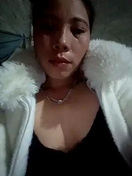 Snapshot of Phuong_xxx chatting on 17, 12, 2025 Phuong xxx online show from 17, 12, 2025