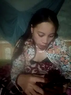 Snapshot of Phuong_xxx chatting on 21, 12, 2025 Phuong xxx online show from 21, 12, 2025