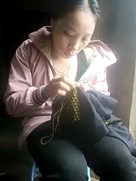 Snapshot of Phuong_xxx chatting on 22, 12, 2025 Phuong xxx online show from 22, 12, 2025