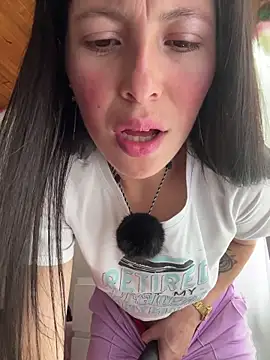 Mia salinass online show from 25, 11, 2025