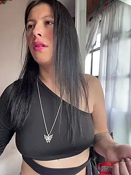 Snapshot of Mia_salinass chatting on 6, 2, 2026 Mia salinass online show from 6, 2, 2026