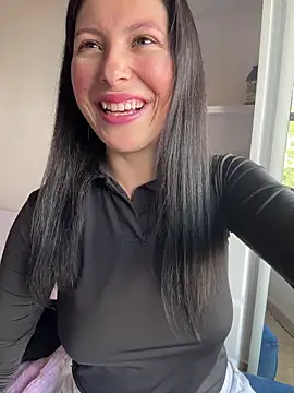 Snapshot of Mia_salinass chatting on 13, 2, 2026 Mia salinass online show from 13, 2, 2026