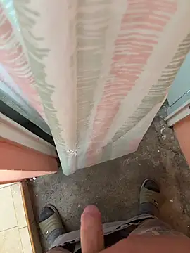 Snapshot of cfomega4592 chatting on 9, 10, 2025 cfomega4592 online show from 9, 10, 2025