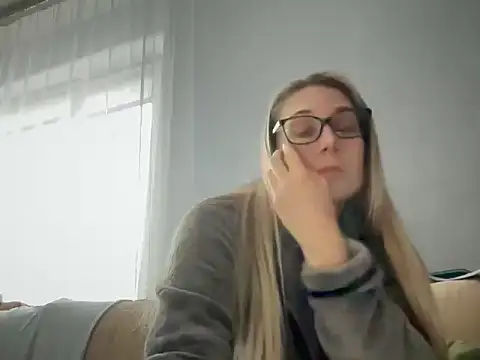 Snapshot of NikexPretty chatting on 21, 11, 2025 NikexPretty online show from 21, 11, 2025