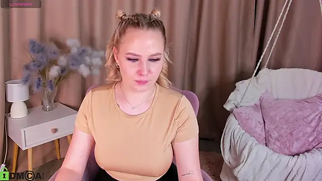 Snapshot of Sheila_Rich chatting on 6, 2, 2026 Sheila Rich online show from 6, 2, 2026