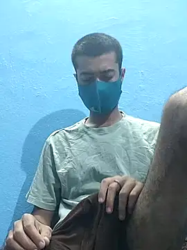 GirlsCrush  online show from 14, 9, 2025