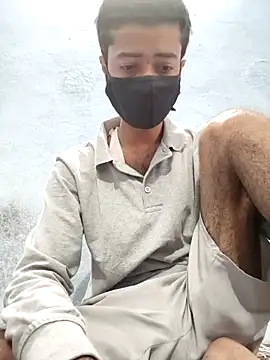 GirlsCrush  online show from 3, 11, 2025