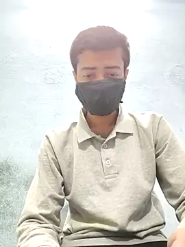 GirlsCrush  online show from 11, 11, 2025