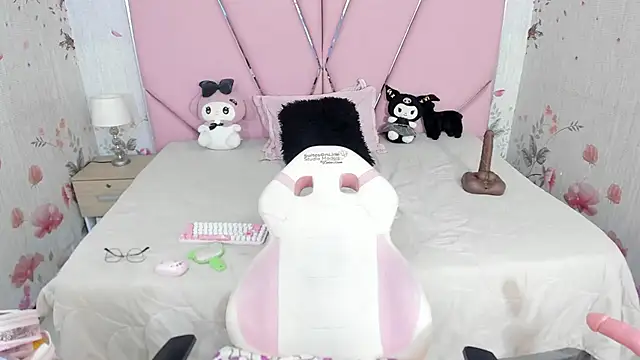 SafiroAgataaa online show from 29, 3, 2026