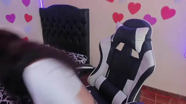 megaan cb online show from 21, 4, 2026