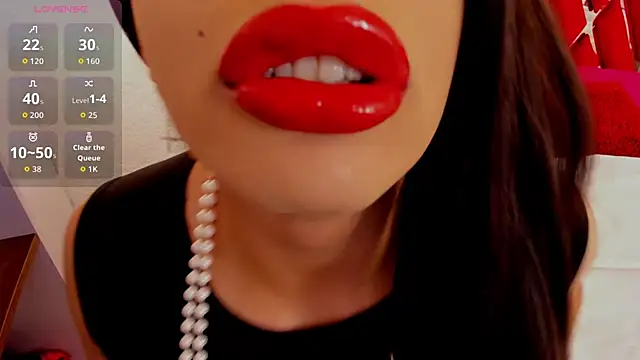 Snapshot of sweet_Elizabeth chatting on 4, 2, 2026 sweet Elizabeth online show from 4, 2, 2026