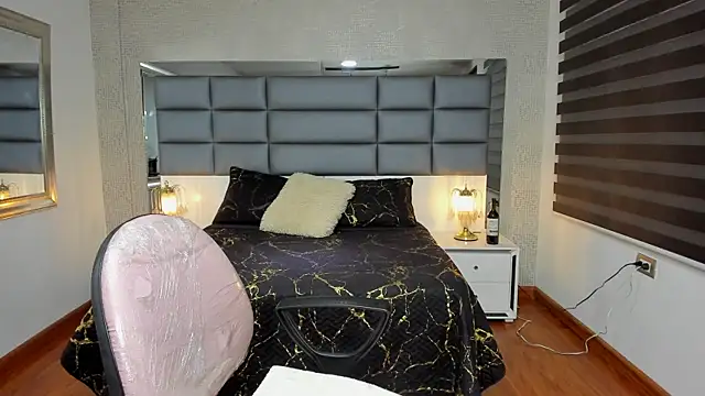 Lucia jane online show from 24, 11, 2025