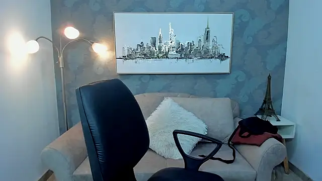 Lucia jane online show from 6, 3, 2026