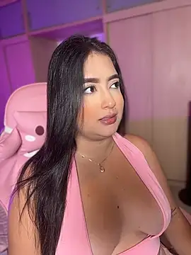 Snapshot of Emiily_Moore1 chatting on 10, 6, 2026 Emiily Moore1 online show from 10, 6, 2026