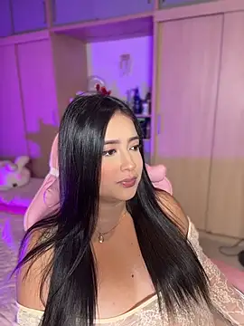 Snapshot of Emiily_Moore1 chatting on 17, 7, 2026 Emiily Moore1 online show from 17, 7, 2026