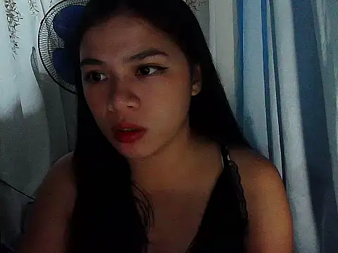 Snapshot of Zachariah_05 chatting on 20, 11, 2025 Zachariah 05 online show from 20, 11, 2025