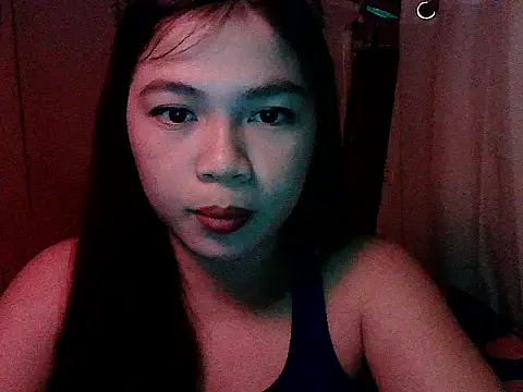 Snapshot of Zachariah_05 chatting on 3, 12, 2025 Zachariah 05 online show from 3, 12, 2025