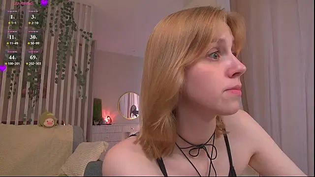 Snapshot of sofiapurex chatting on 2, 7, 2026 sofiapurex online show from 2, 7, 2026