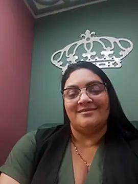 tiffany Johnson1 online show from 7, 11, 2025