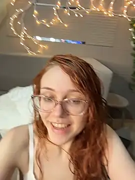 Snapshot of PollyVinice chatting on 12, 6, 2026 PollyVinice online show from 12, 6, 2026