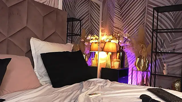 EvaRhea online show from 19, 3, 2026