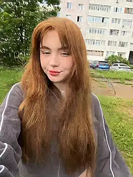 LunaMillie online show from 1, 6, 2026