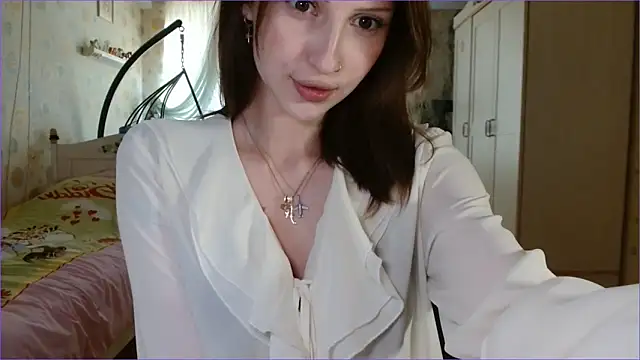 RuxaShade online show from 28, 3, 2026