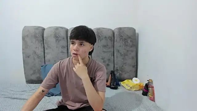 Snapshot of Bruno_Cruzz chatting on 29, 3, 2026 Bruno Cruzz online show from 29, 3, 2026