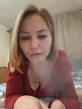 Snapshot of VeroLoverx chatting on 17, 10, 2025 VeroLoverx online show from 17, 10, 2025