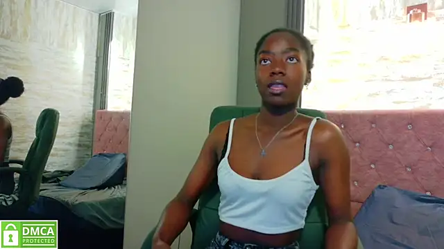 Snapshot of katia_green1 chatting on 15, 9, 2025 katia green1 online show from 15, 9, 2025