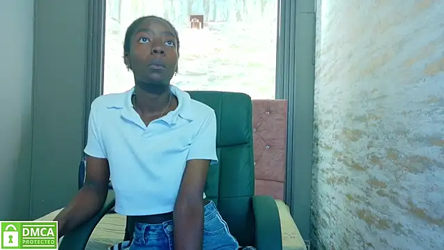 Snapshot of katia_green1 chatting on 16, 9, 2025 katia green1 online show from 16, 9, 2025