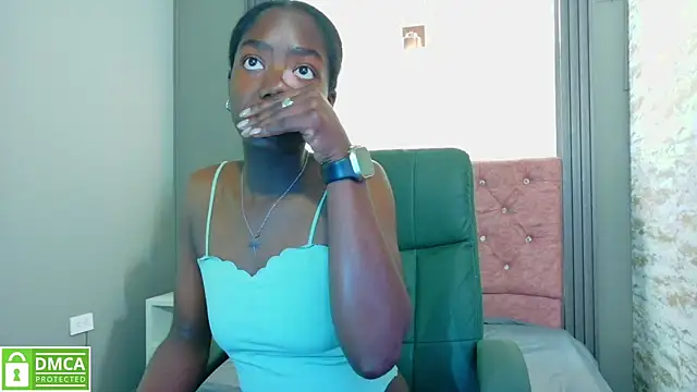 Snapshot of katia_green1 chatting on 23, 9, 2025 katia green1 online show from 23, 9, 2025