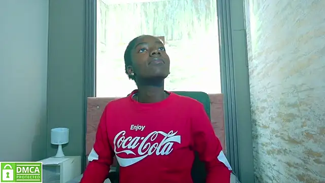 Snapshot of katia_green1 chatting on 24, 9, 2025 katia green1 online show from 24, 9, 2025