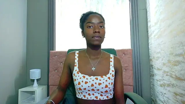 Snapshot of katia_green1 chatting on 1, 10, 2025 katia green1 online show from 1, 10, 2025