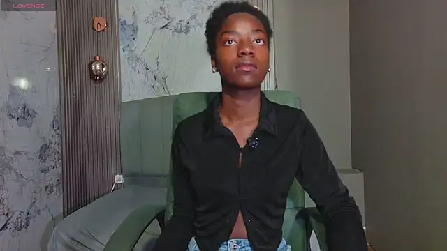 Snapshot of katia_green1 chatting on 10, 11, 2025 katia green1 online show from 10, 11, 2025