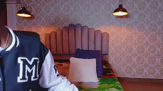 Snapshot of katia_green1 chatting on 18, 11, 2025 katia green1 online show from 18, 11, 2025