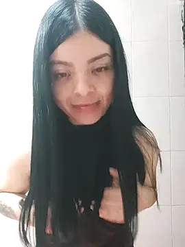 Snapshot of LunaJacobs chatting on 22, 4, 2026 LunaJacobs online show from 22, 4, 2026