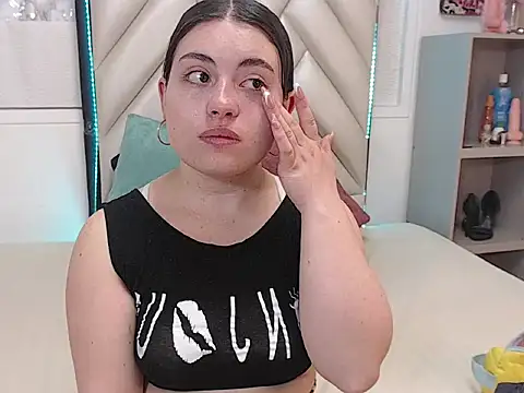 Vicluxxx online show from 26, 10, 2025