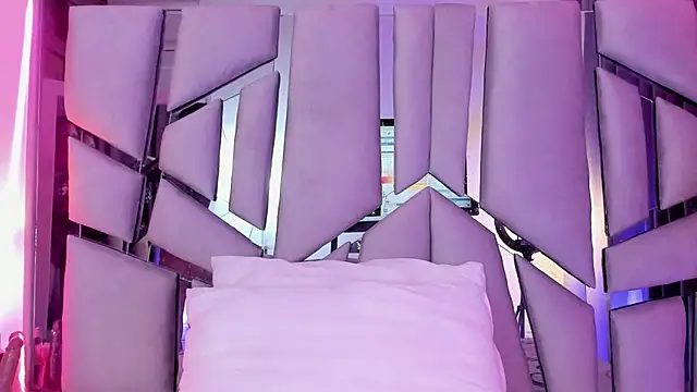  valeria saenz  online show from 29, 11, 2025