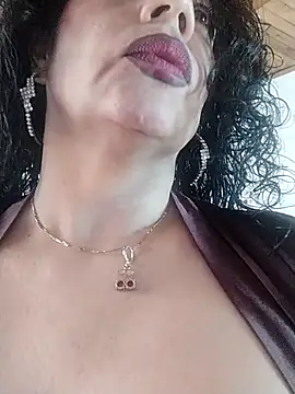 adelen smith online show from 5, 4, 2026