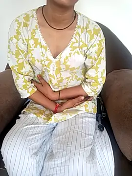 Snapshot of Student_girl2 chatting on 27, 9, 2025 Student girl2 online show from 27, 9, 2025