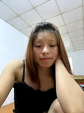 Snapshot of Mai_bb chatting on 22, 9, 2025 Mai bb online show from 22, 9, 2025