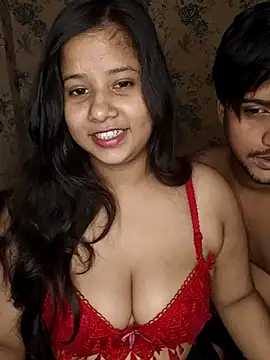 Snapshot of priyaverma00 chatting on 17, 5, 2026 priyaverma00 online show from 17, 5, 2026