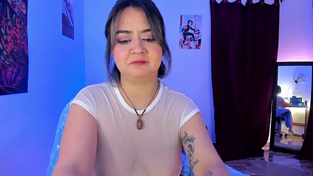 Snapshot of LylaVixxen chatting on 28, 6, 2026 LylaVixxen online show from 28, 6, 2026