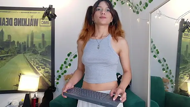 Snapshot of rosse_dredd chatting on 18, 6, 2026 rosse dredd online show from 18, 6, 2026