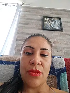Snapshot of KittyHoleshot87 chatting on 3, 6, 2026 KittyHoleshot87 online show from 3, 6, 2026