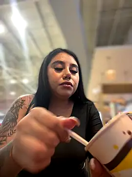 Sophie Dreamss online show from 2, 12, 2025