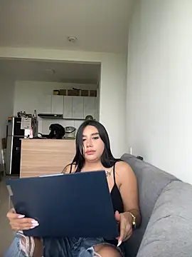 Snapshot of Sophie_Dreamss chatting on 16, 4, 2026 Sophie Dreamss online show from 16, 4, 2026