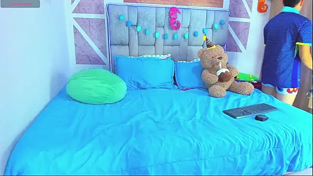 christopher Hot online show from 27, 3, 2026