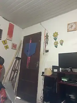 Dedede32 online show from 8, 11, 2025